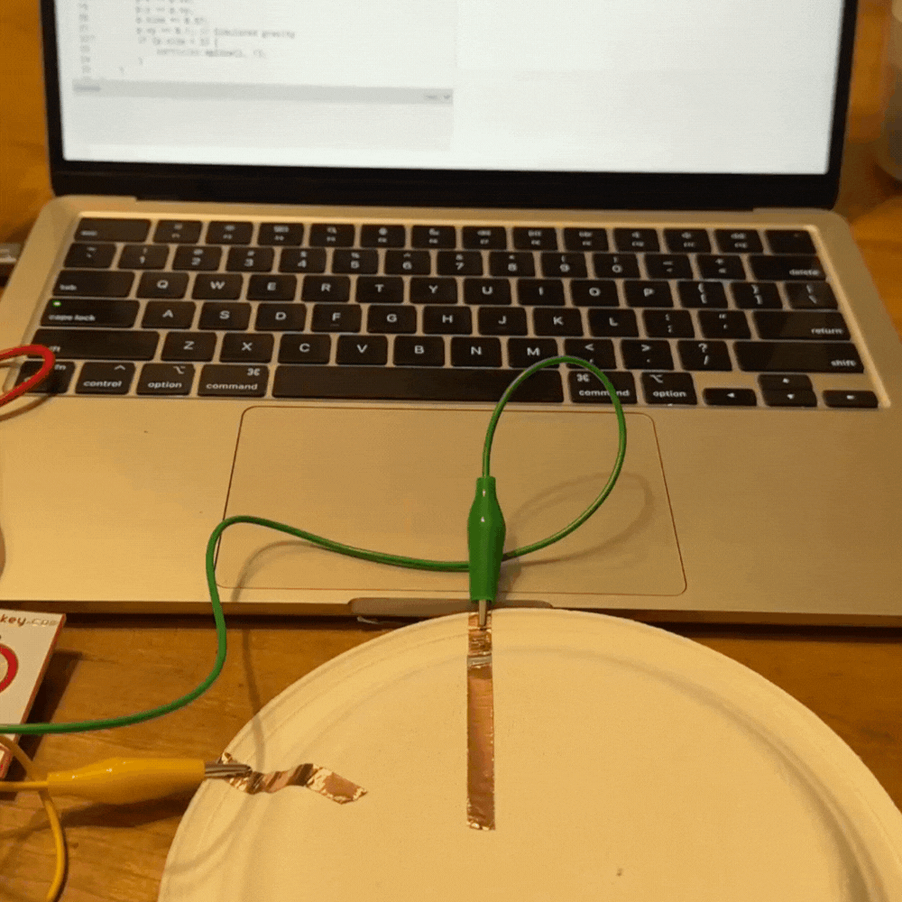 paper plate with 1 copper tape