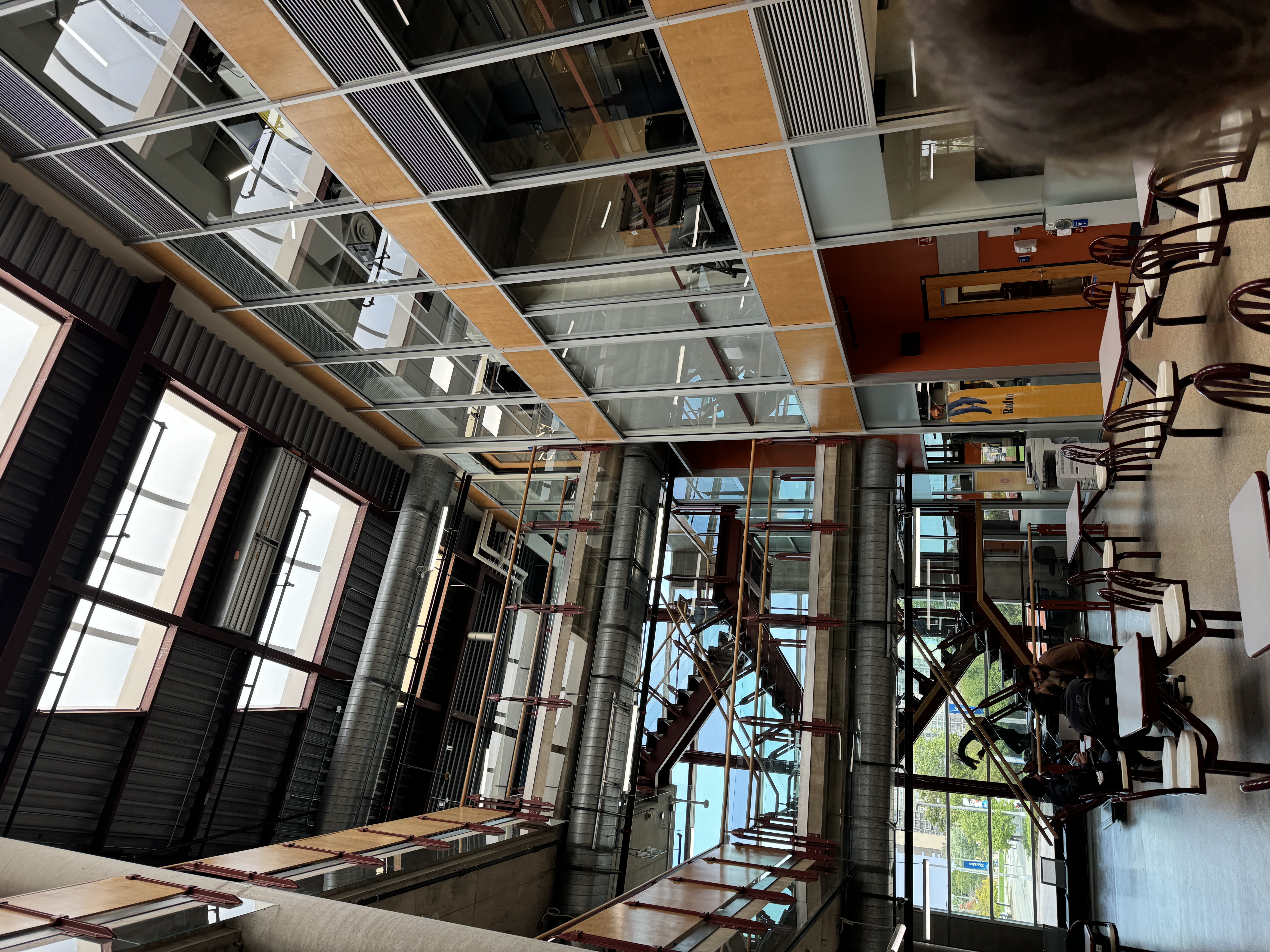 Image of the SCAET building at Sheridan College